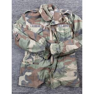 Vintage US Army Mens Winter Jacket Woodland Camoflauge Medium